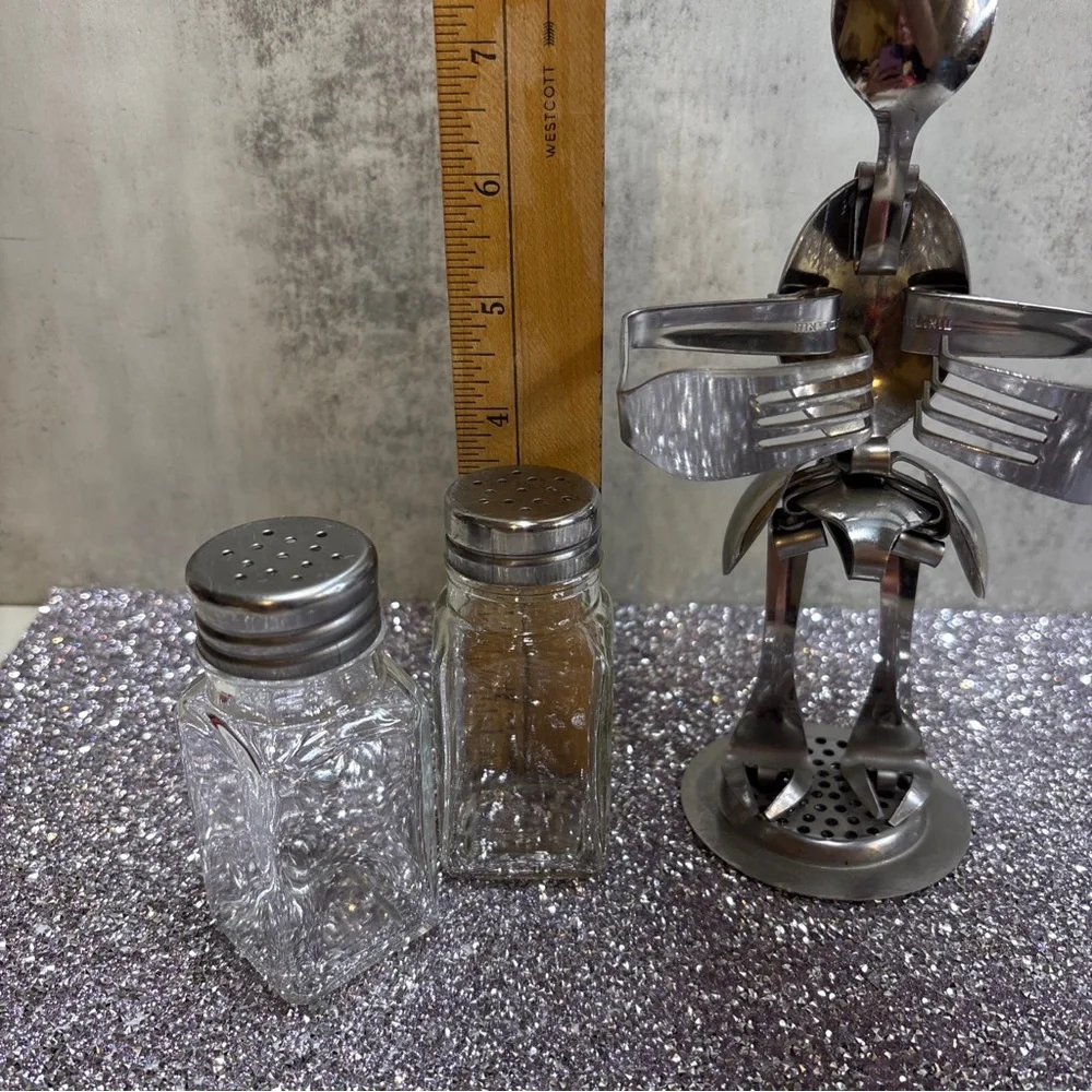Unk vintage metal